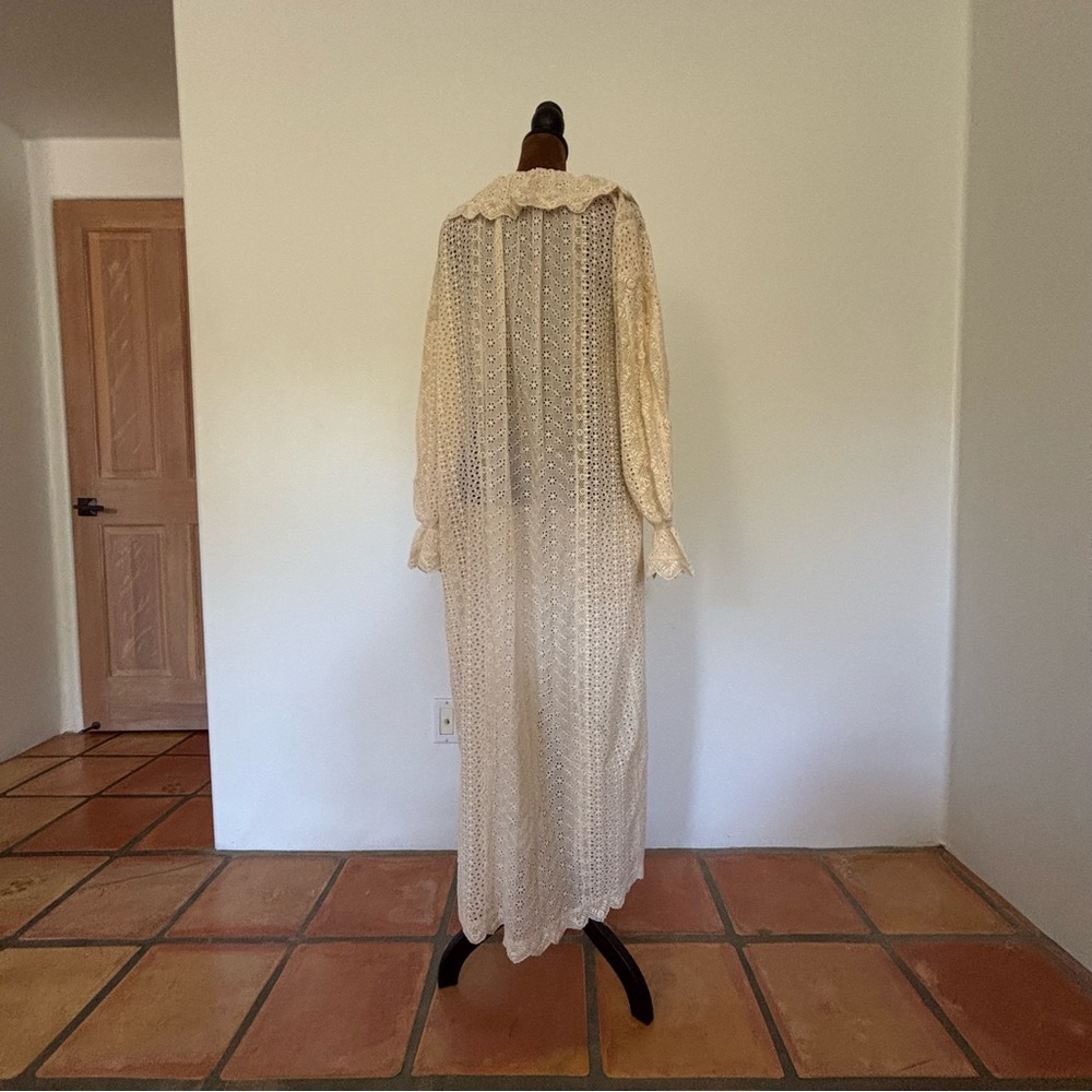 Doen Cream Lace Maxi Dress - Picture 3 of 4